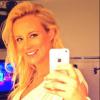 Elodie Gossuin attend un double évènement.
