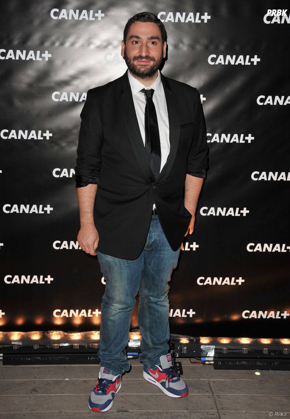 Mouloud Achour reste sur Canal+, animateur de Clique - Purebreak