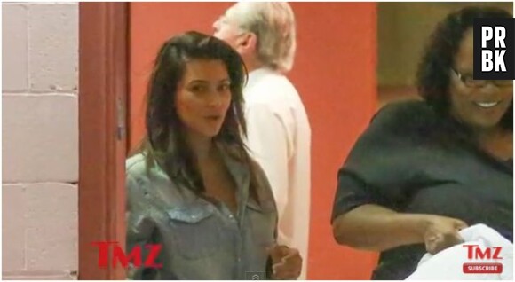 Kim Kardashian sans chichis pour une sortie en famille, à Los Angeles en août 2013