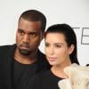 Kanye West et Kim Kardashian voudraient organiser "un grand mariage" d'après Us Weekly