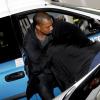 Kanye West agresse un paparazzi à Los Angerles le vendredi 19 juillet 2013