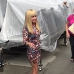 Hayden Panettiere so sexy : frange et mini-jupe pour une sortie à New York