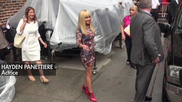 Hayden Panettiere so sexy : frange et mini-jupe pour une sortie à New York