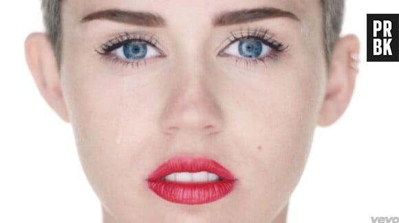 Ecouter du Miley Cyrus aurait des vertus cognitives selon une étude britannique.