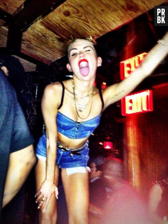 Miley Cyrus fâchée avec Liam Hemsworth ?