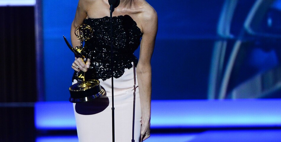 Emmy Awards 2013 : Anna Gunn sur scène le 22 septembre 2013 à Los Angeles