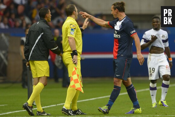 Zlatan Ibrahimovic flingue le banc de Toulouse ce samedi 28 septembre au Parce des Princes