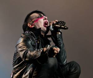 Marilyn Manson maquillé... et beaucoup plus flippant