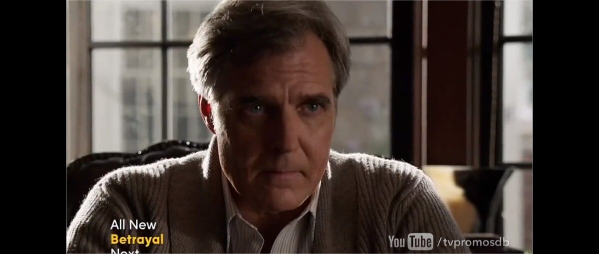 Revenge Saison 3 Streaming Photo : Revenge saison 3, épisode 3 : Conrad dans la bande-annonce