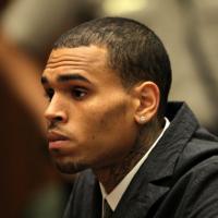 Chris Brown : sortie de prison et polémique homophobe pour le bad boy