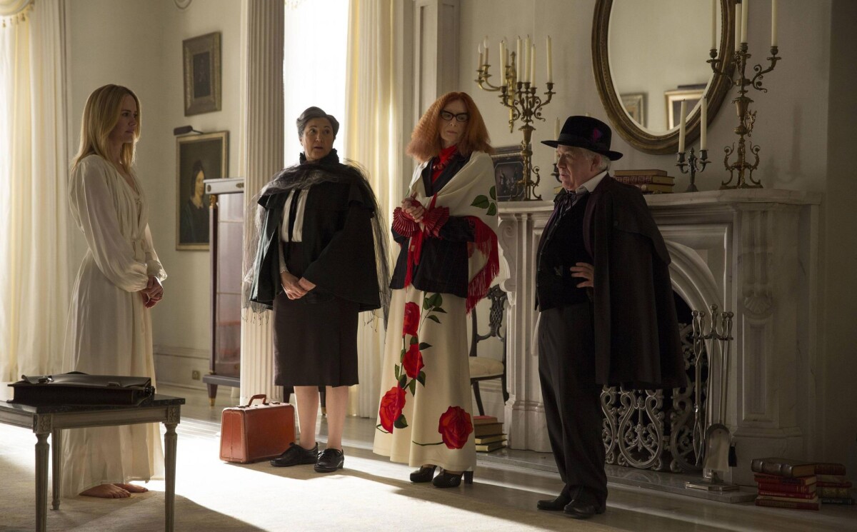 Photo : American Horror Story saison 3, épisode 4 : Frances Conroy