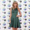 Taylor Swift combat le vent à Londres le 3 novembre 2013