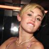 Miley Cyrus : strip-teaseuses, strings et concours de twerk pour son 21e anniversaire
