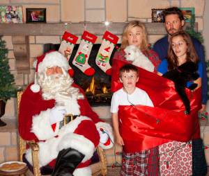 Kelly Clarkson en famille : sa carte de voeux pour Noël 2013
