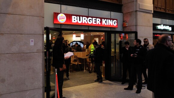 Burger King : foule XXL à Paris pour la réouverture