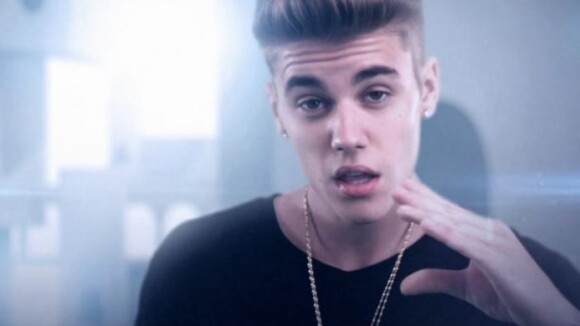 Justin Bieber : Wait For A Minute, le clip avec Tyga et... plein de filles