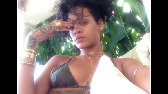 Rihanna : sans maquillage et en bikini sur Instagram