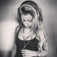 Nelly (LBESP2) sur les traces d&#039;Anaïs Camizuli ? Photo nue fake et plainte sur Twitter