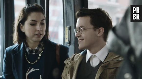 Macklemore et Ryan Lewis font le show dans un bus sur Can't Hold US