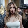 Kim Kardashian : un couturier pour ses fesses ?