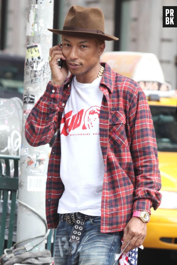Pharrell Williams : le leader du groupe Franz Ferdinand l'attaque puis s'excuse