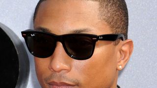 Pharrell Williams : Franz Ferdinand l'accuse de plagiat... puis s'excuse