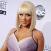 Christina Aguilera en mode Loana aux American Awards 2012
