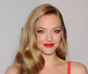 Amanda Seyfried face à Mark Wahlberg dans Ted 2