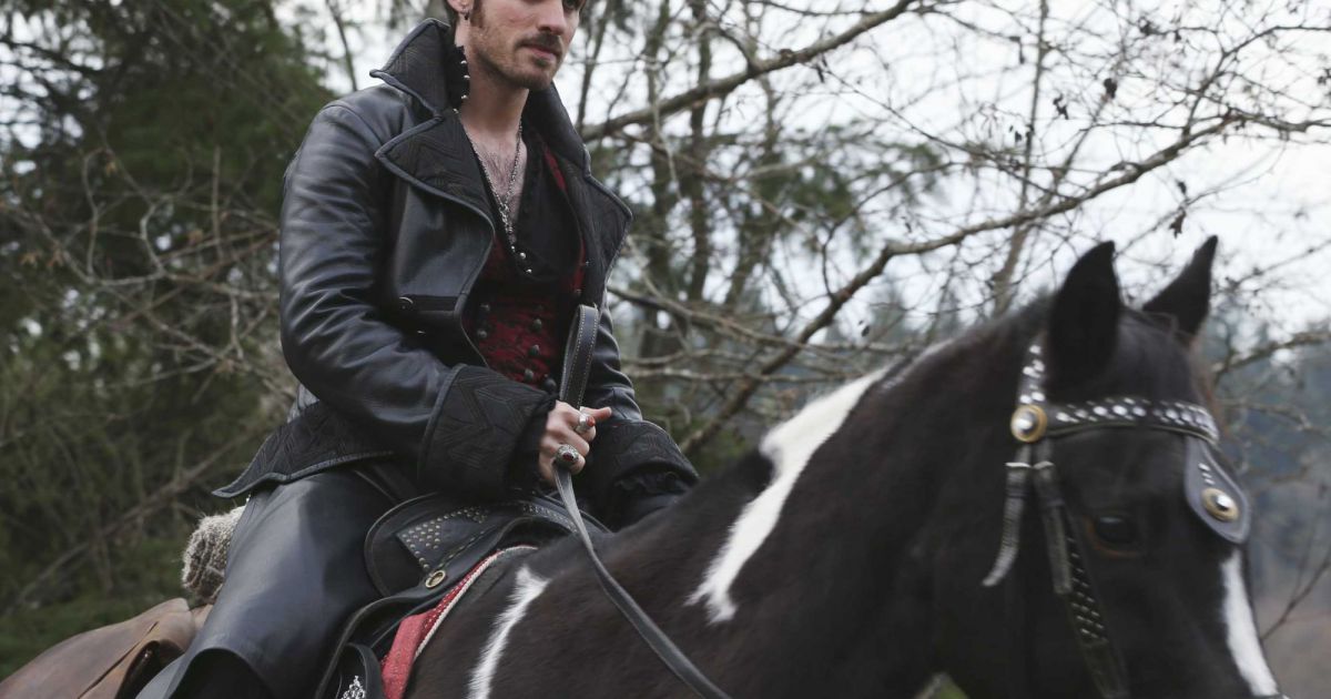 Once Upon a Time saison 3, épisode 12 : Colin O'Donoghue sur une photo