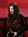 Lorde n'est pas fiancée et le confirme sur Twitter