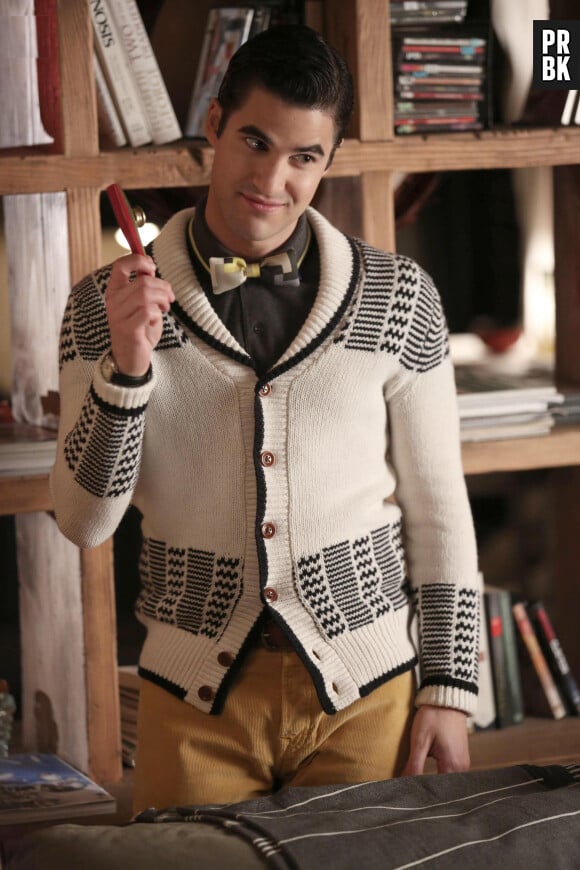 Glee saison 5, épisode 15 : Darren Criss sur une photo