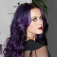 Katy Perry en mode cheveux violets