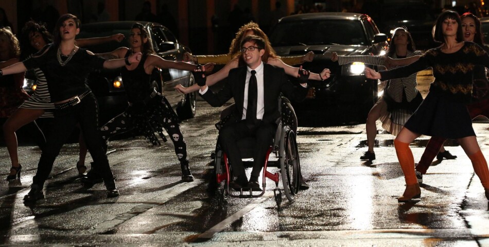 Glee saison 5, épisode 16 : Artie sur une photo