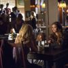 Vampire Diaries saison 5, épisode 18 : Elena face à Caroline sur une photo