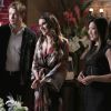 Glee saison 5, épisode 17 : Rachel entourée de ses amis pour ses débuts à Broadway