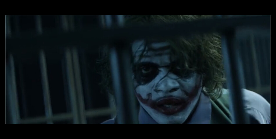 Black M en Joker (Batman) dans le clip Sur ma route, extrait de l&#039;album &quot;Les Yeux plus gros que le monde&quot;
