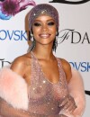 Rihanna seins à l'air lors des CFDA Awards, le 2 juin 2014