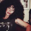 Lady Gaga dévoile son look afro sur Facebook