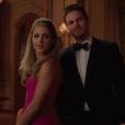  Arrow saison 3 : une sc&egrave;ne de baiser coup&eacute;e entre Oliver et Felicity 