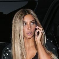 Kim Kardashian blonde : la bimbo rechange de look