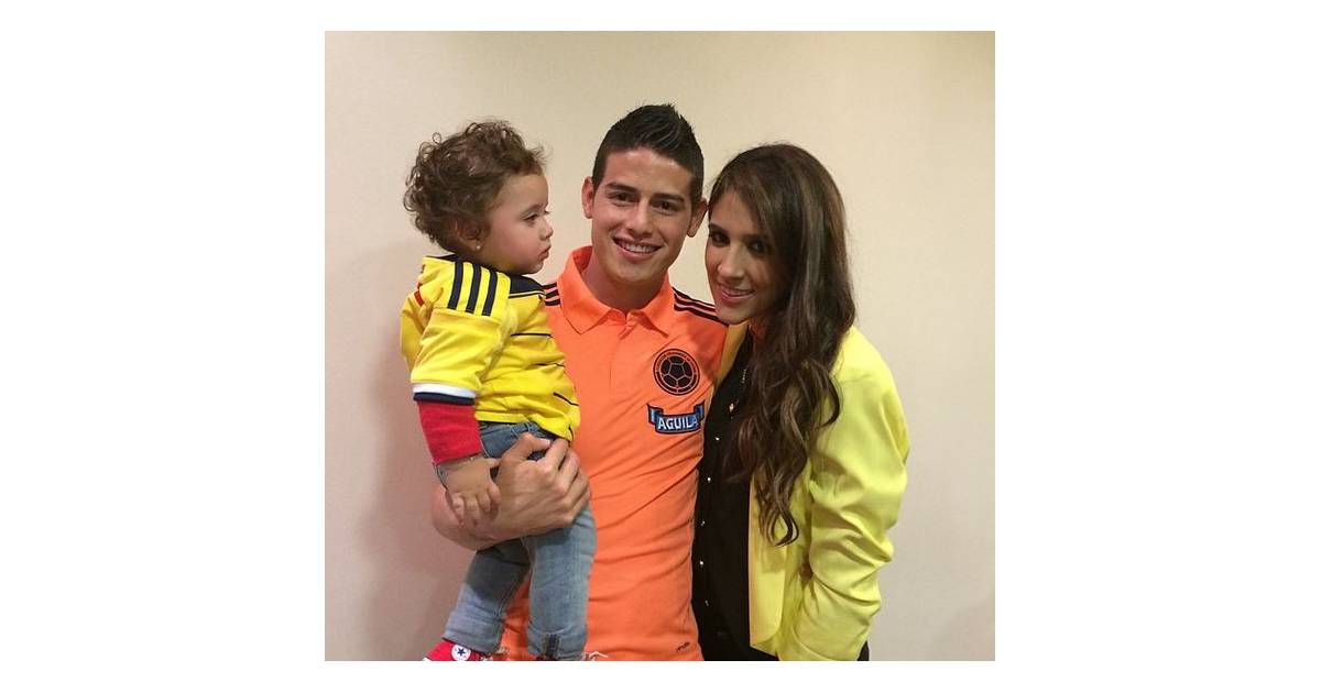 James Rodriguez, Daniela Ospina et leur bébé, Salomé ...