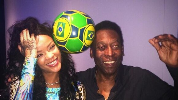 Rihanna : arrivée sexy et remarquée au Brésil pour la finale du Mondial