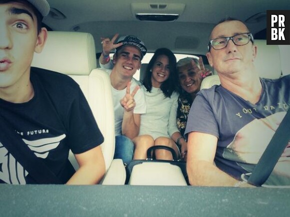 Antoine Griezmann et ses proches en route pour la Turquie après le Mondial 2014