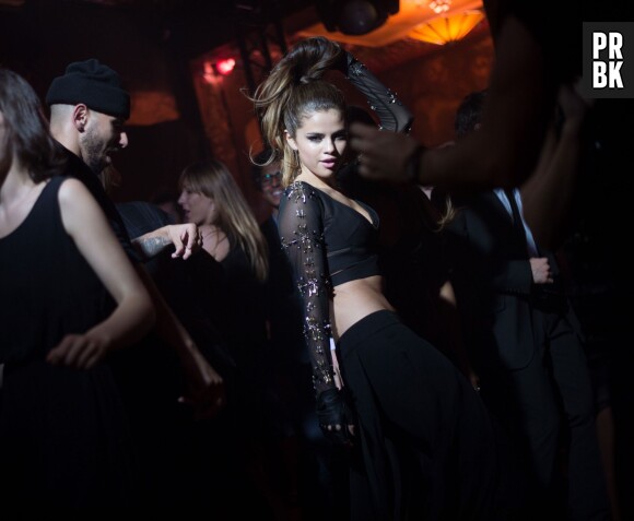 Selena Gomez : plus sexy en 2013 pour son album "Stars Dance"