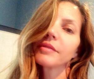 Charisma Carpenter : selfie au naturel sur Twitter