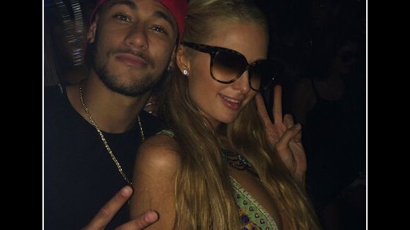 Neymar s'éclate avec Paris Hilton : le FC Barcelone lui fait la leçon