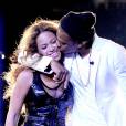 Beyoncé et Jay Z : bisous sur scène pendant un concert du On The Run Tour, en juillet 2014
