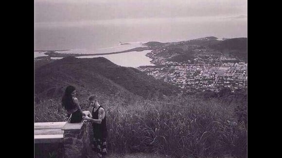 Justin Bieber et Selena Gomez en amoureux pour des vacances paradisiaques