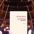 Nicolas Bedos en couple avec Valérie Trierweiler ? Le canular qui secoue Twitter