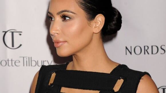Kim Kardashian sexy : encore un décolleté XXL avec maman à Los Angeles